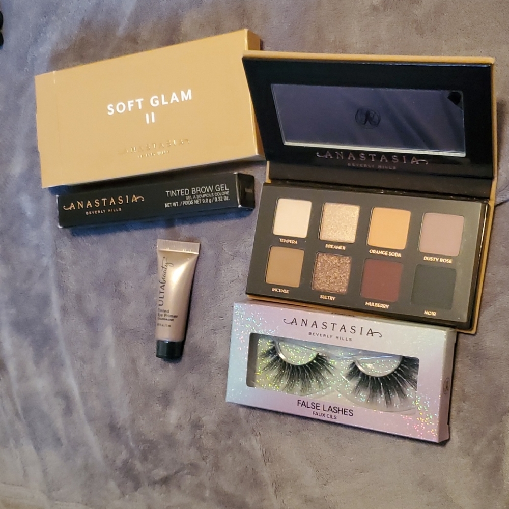 NIB ANASTASIA Bundle - Picture 2 of 6